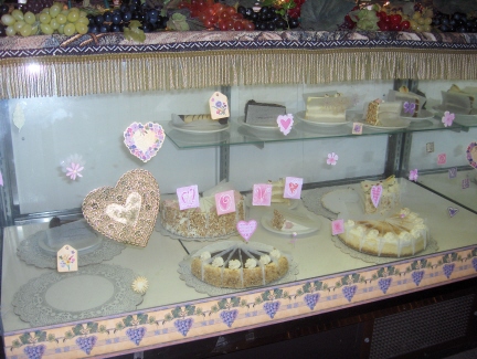 Dessert case Dessert case