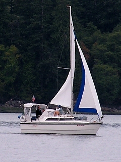 standing room enclosure
under full sail