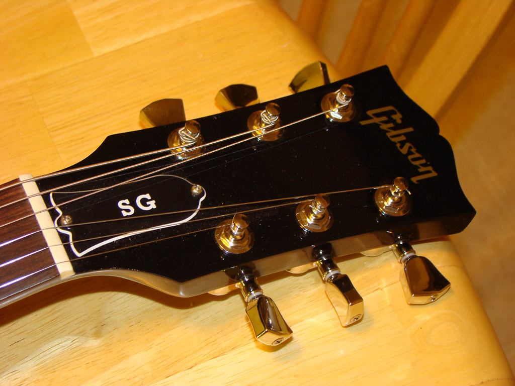 Gibson-SG_003.jpg
