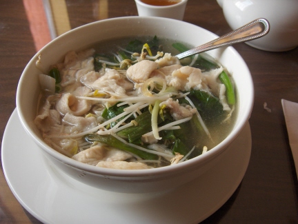 Cantonese style noodle soup