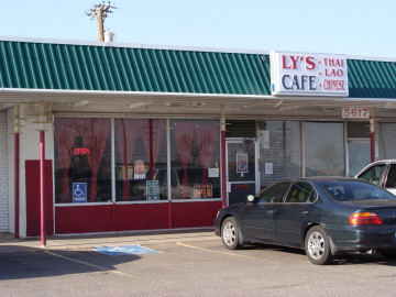 Ly's Cafe on old U.S. 66