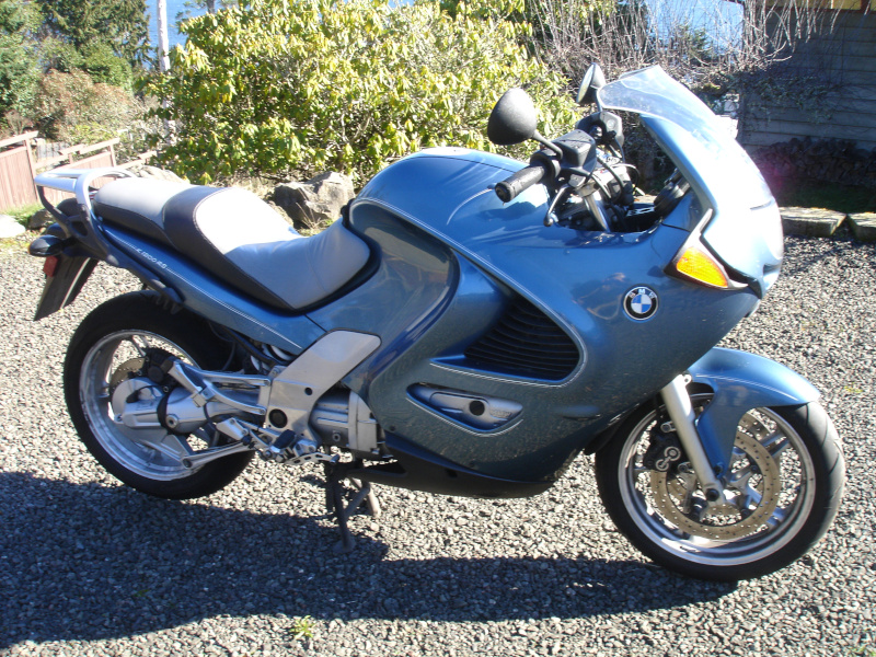 K1200RS Right quarter view