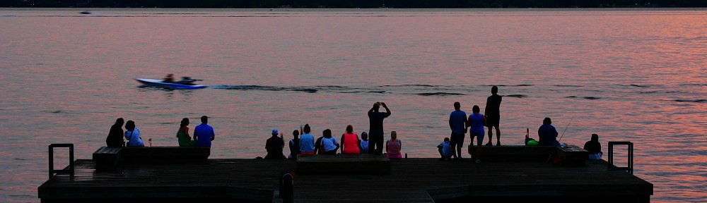 Lake Washington Sunset Reds Oohs and Awes