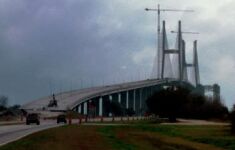 [US17 new & old bridges, Brunswick, GA]